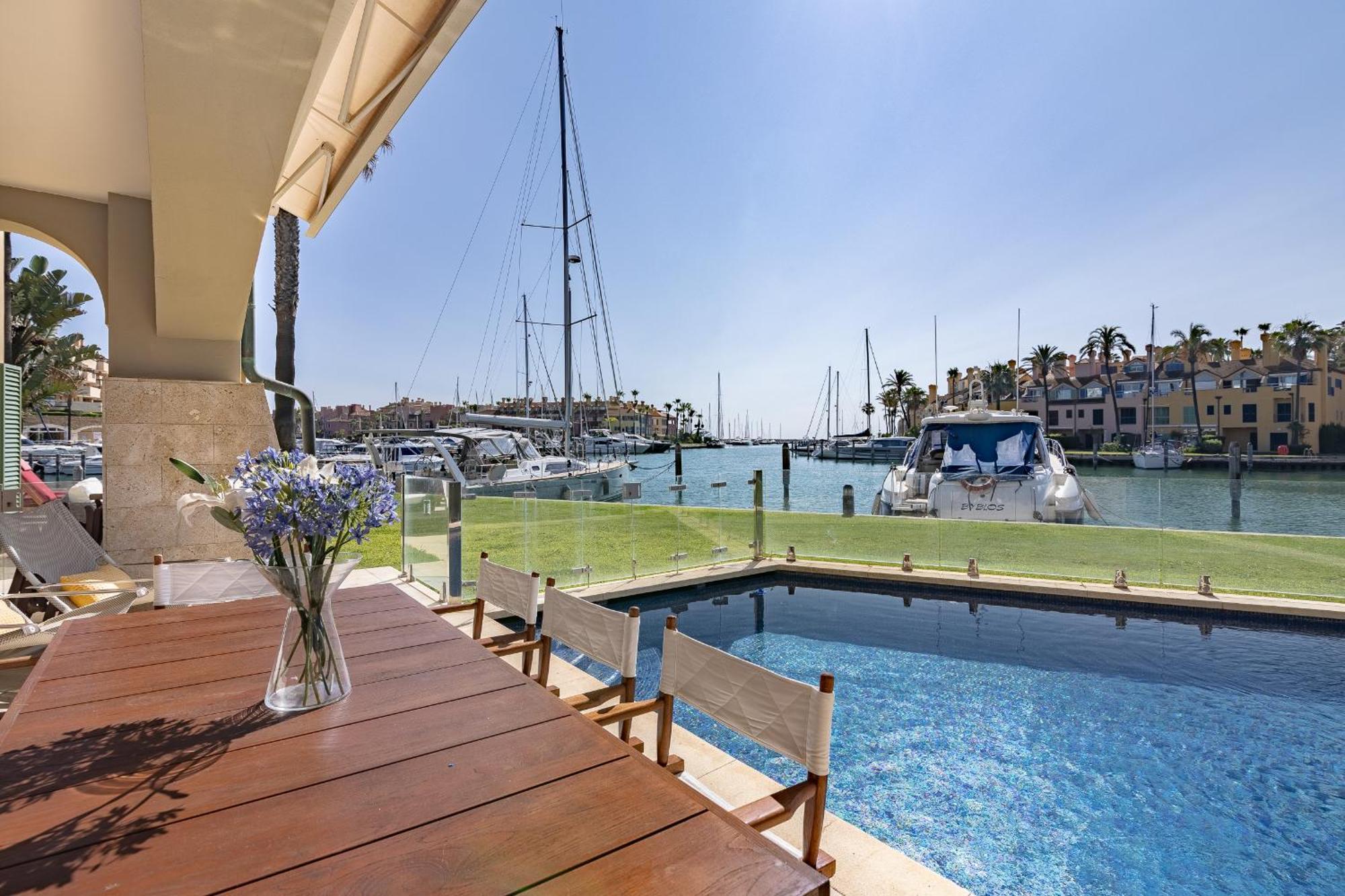 Waterside Apartment In Sotogrande Marina With Private Pool San Roque  Exterior photo