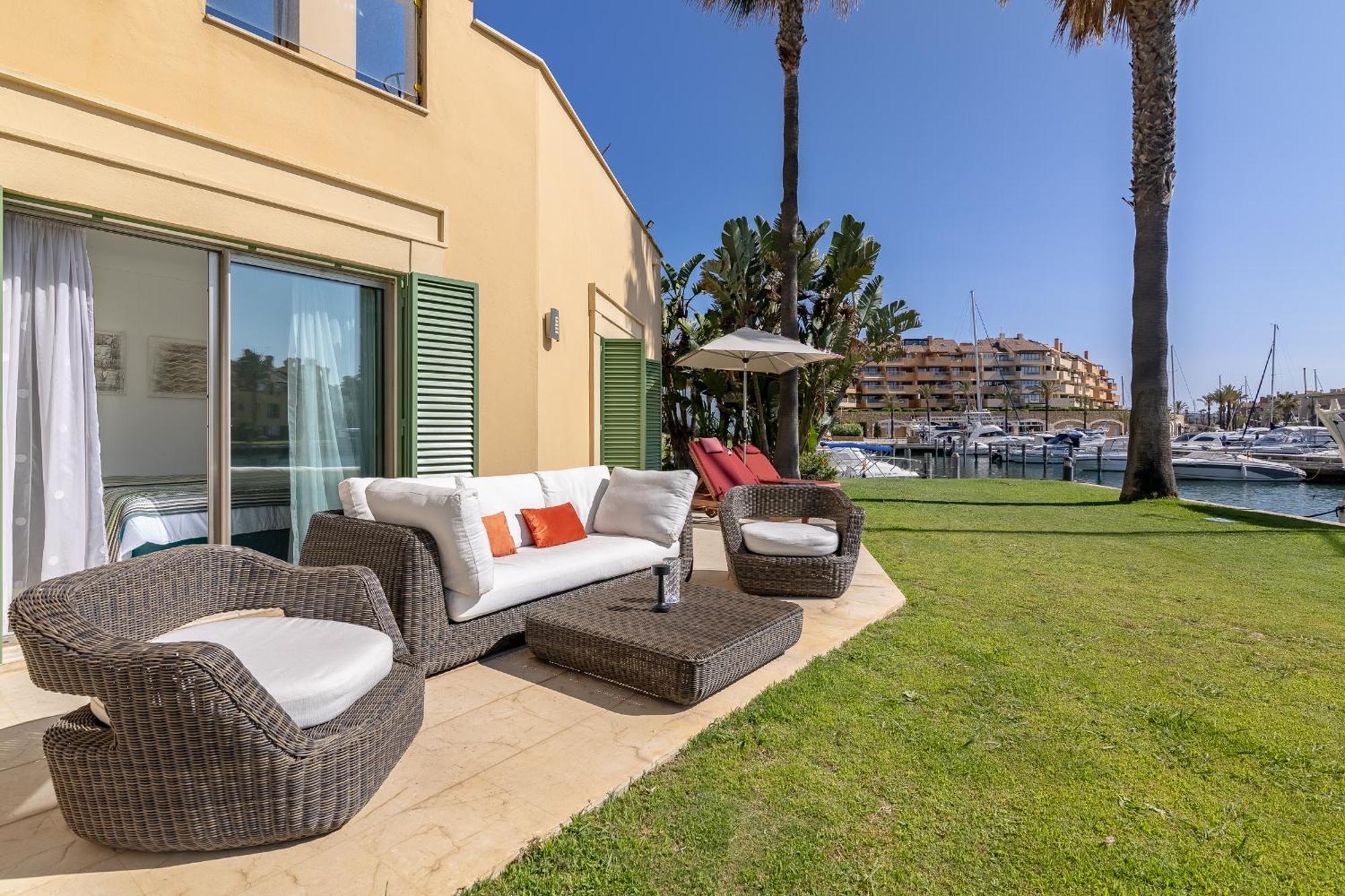 Waterside Apartment In Sotogrande Marina With Private Pool San Roque  Exterior photo
