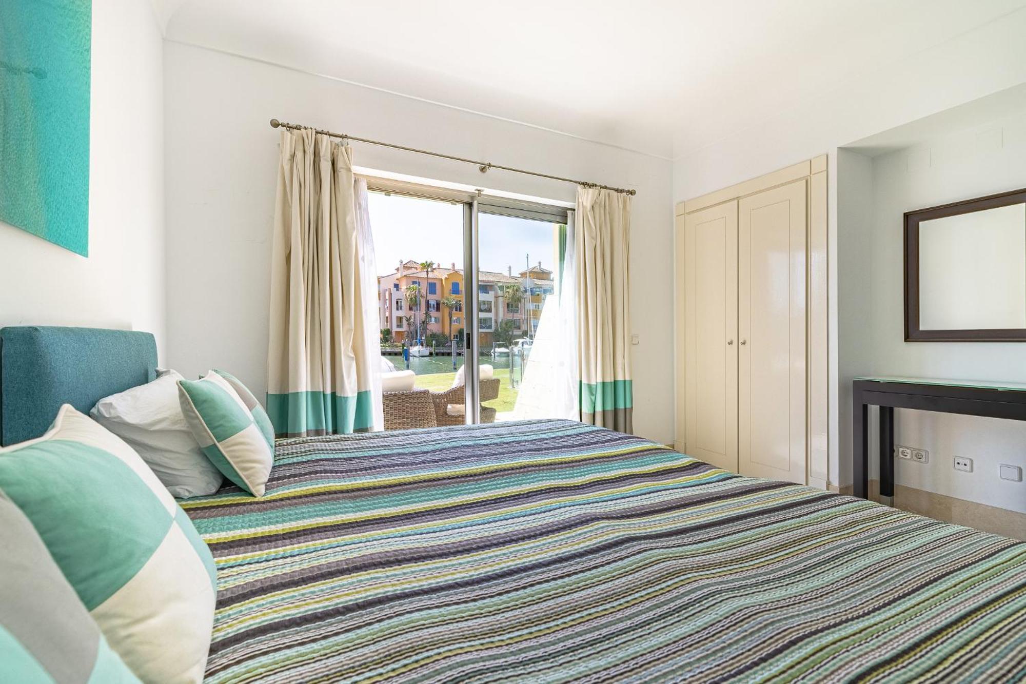 Waterside Apartment In Sotogrande Marina With Private Pool San Roque  Exterior photo